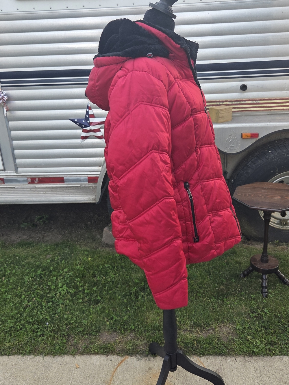 Nautica Red Puffer Ski Jacket - Picture 13 of 14